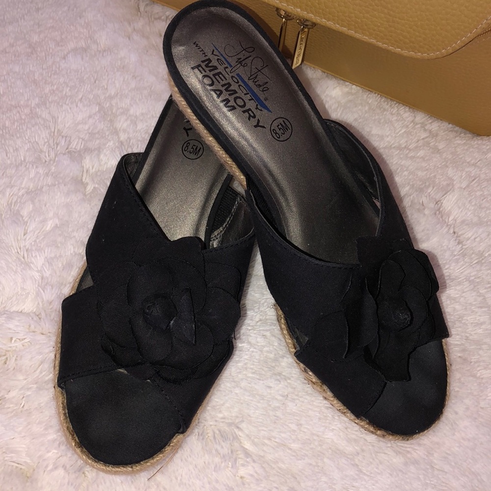 Black sandals